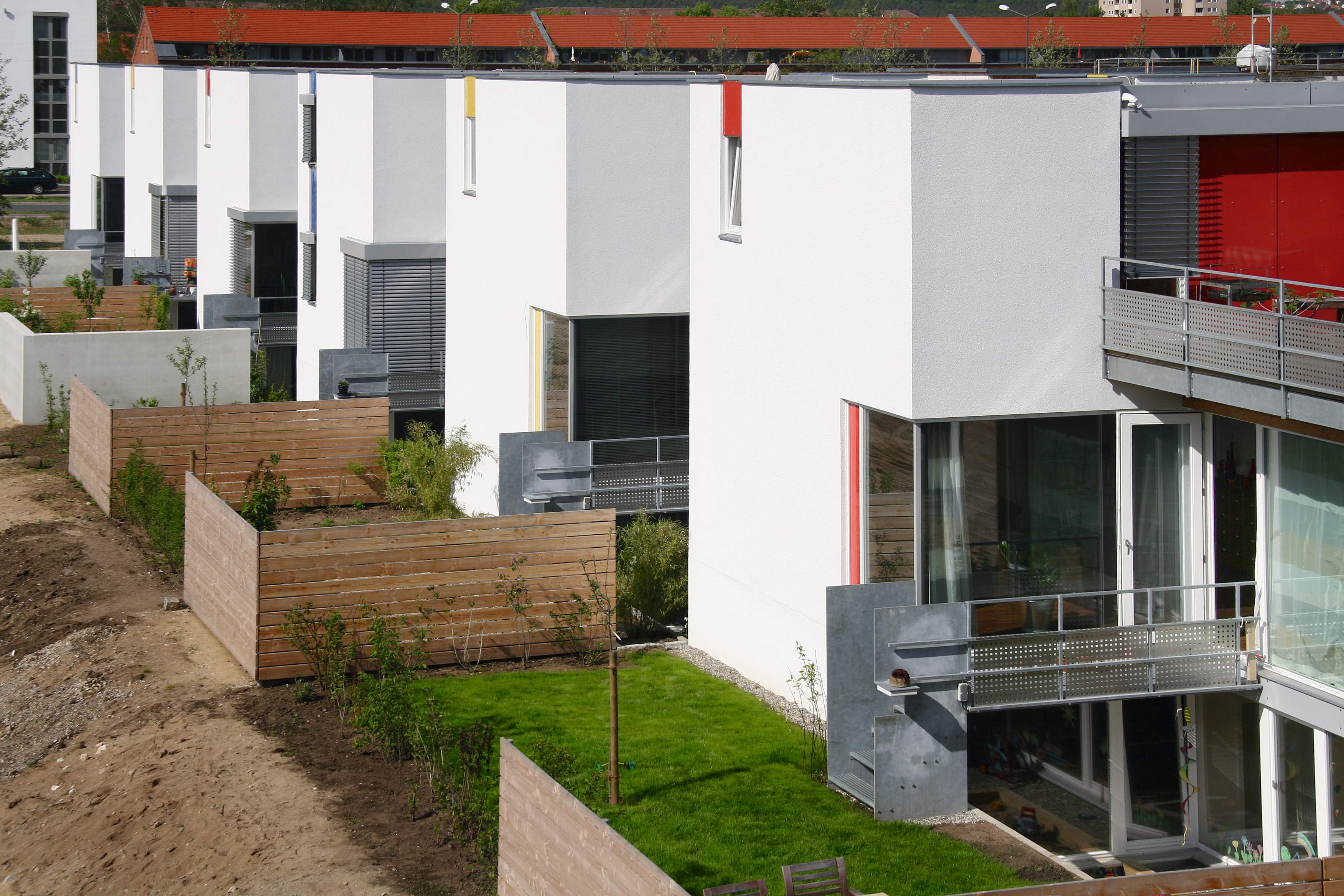 Kostengünstige Stadthäuser - Verdichtetes Bauen - Zeilenbebauung Anna Pirson Weg Erlangen