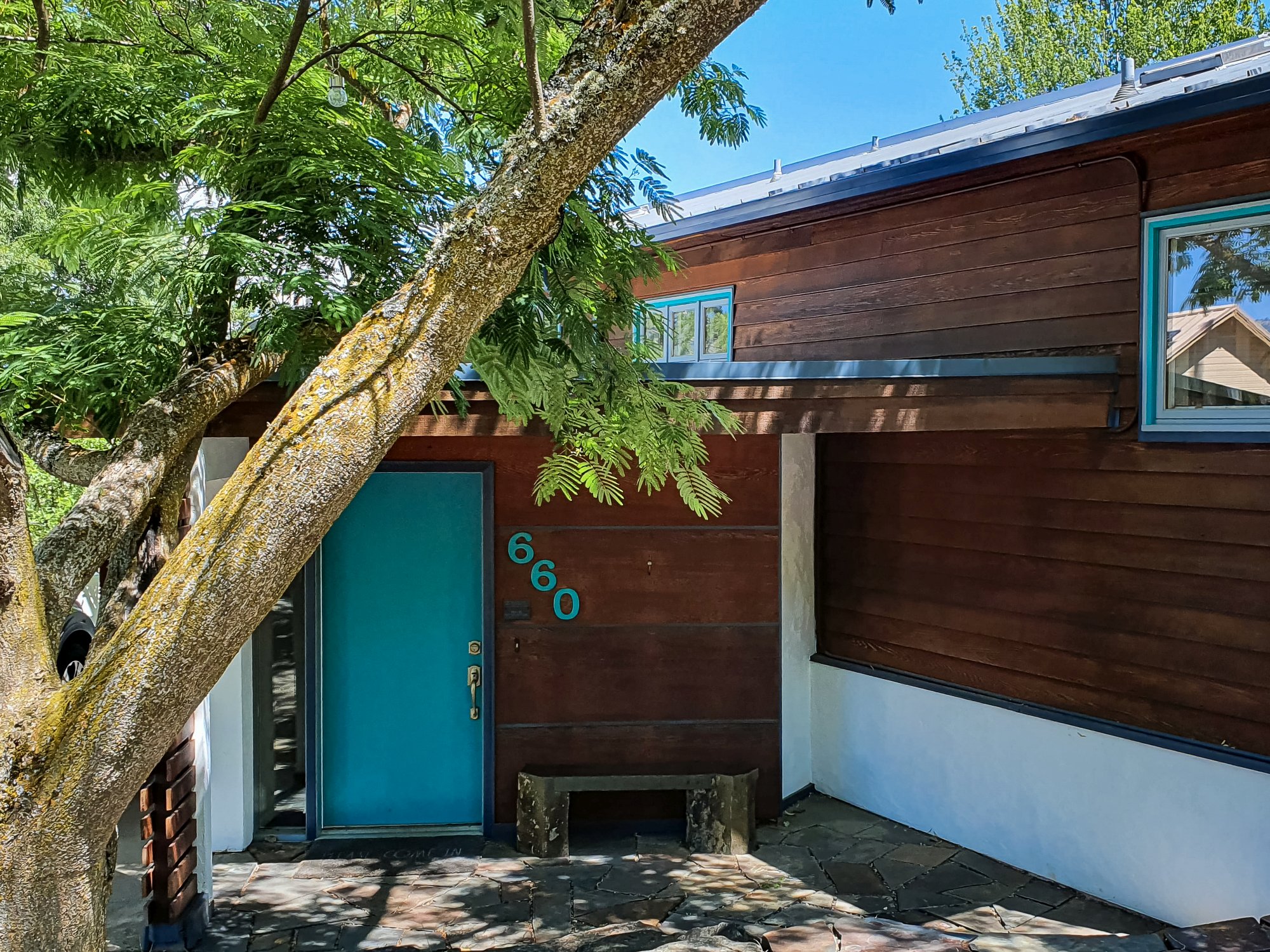 Haus in Ashland Oregon - Selbstbau Einfamilienhaus in Hanglage USA