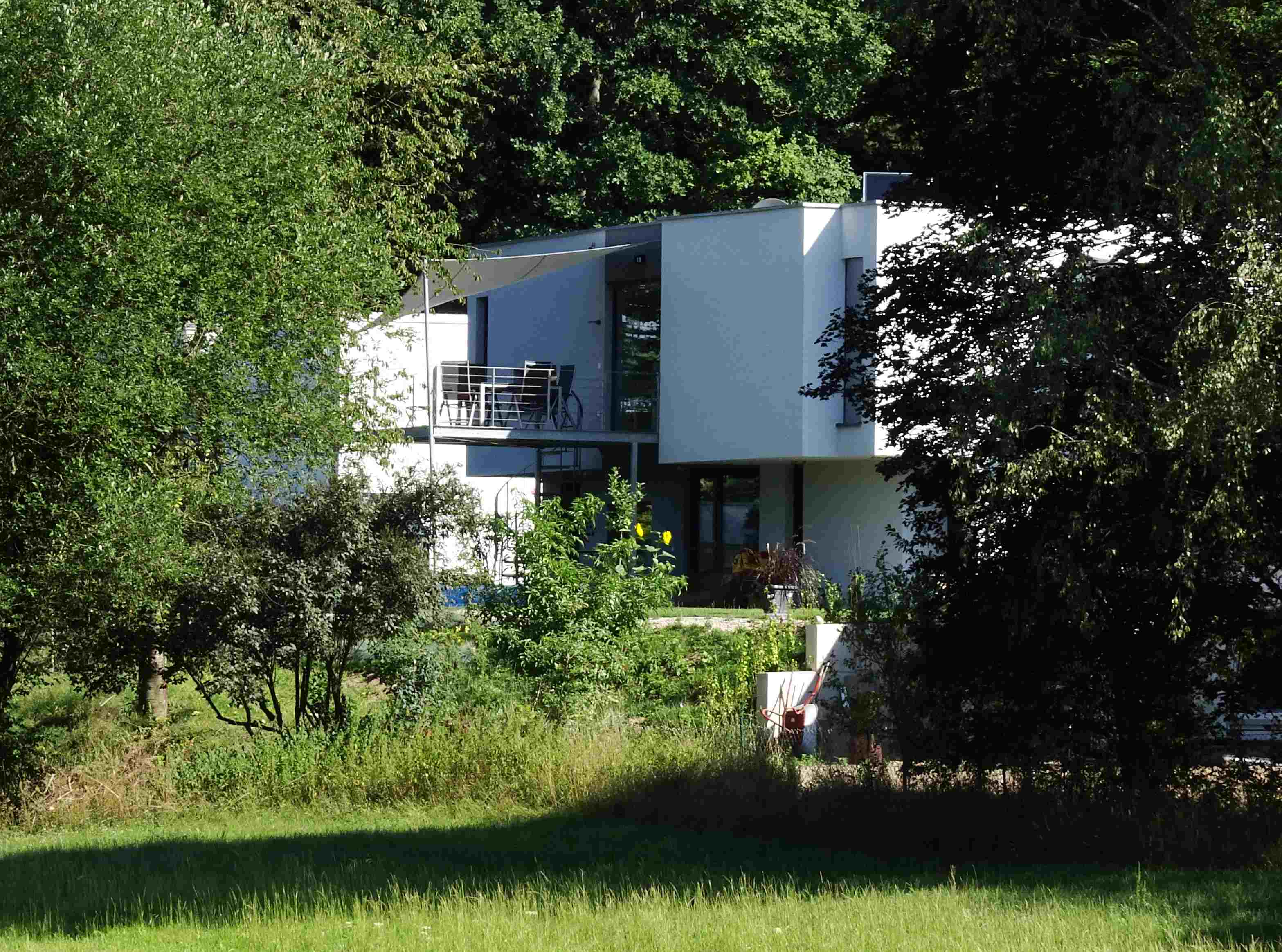 Mehrgenerationenhaus Aurachtal - Einfamilienhaus mit Einliegerwohnung und Terrasse